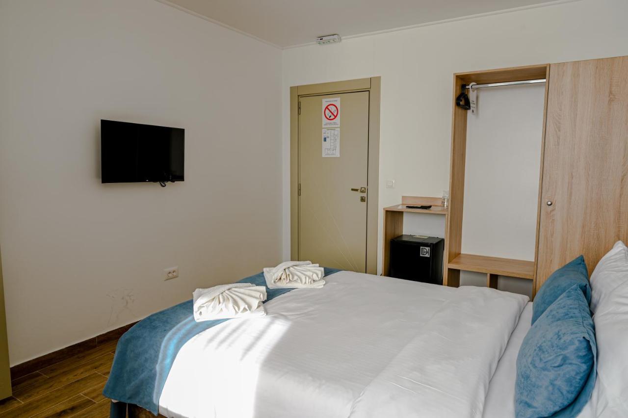 Aparthotel Dona, Altina *