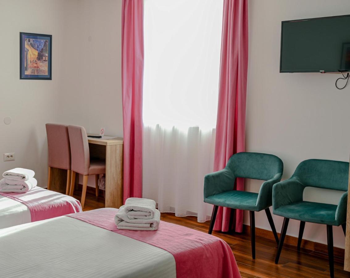 Aparthotel Dona, Altina *